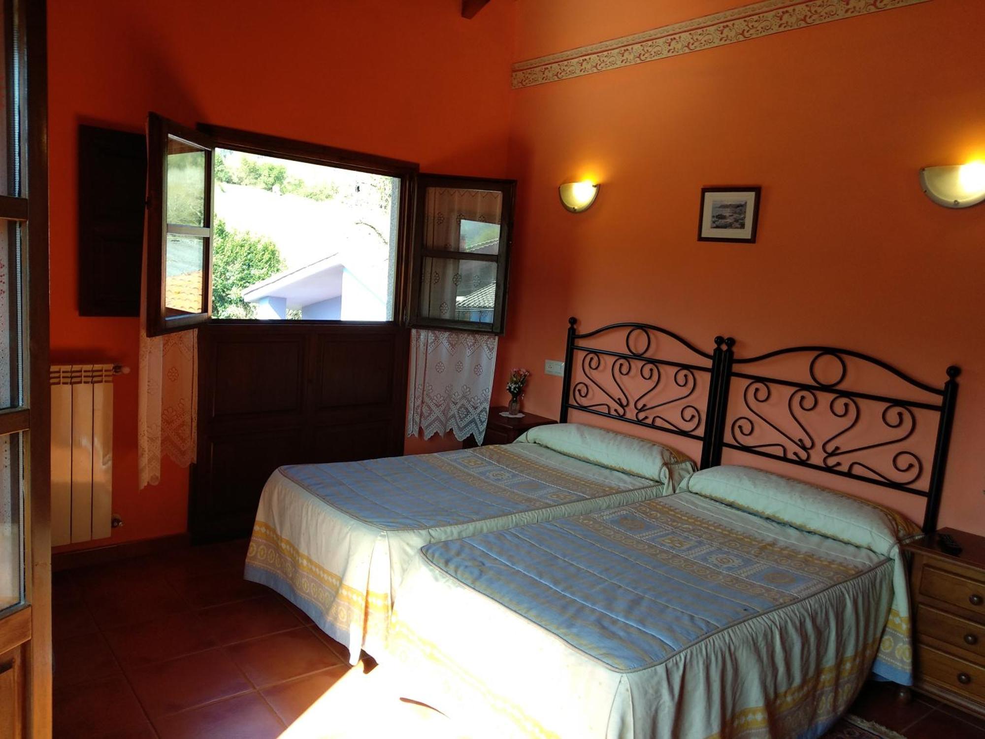 Hotel Rural La Casona Del Fraile 코룬가 외부 사진